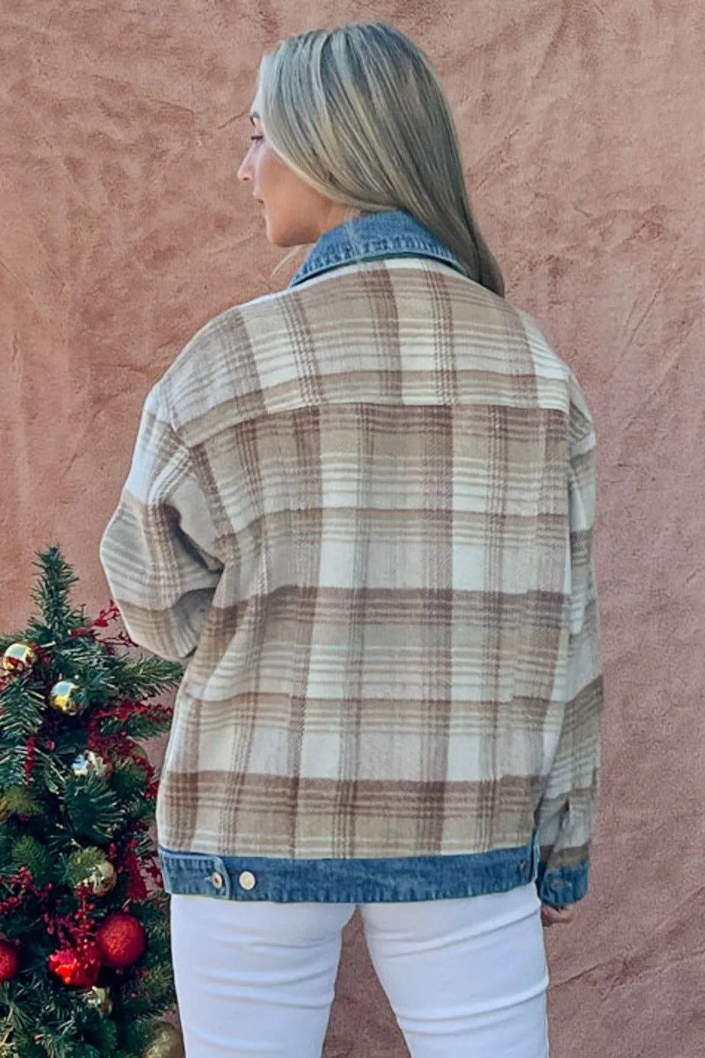 And The Why Women's Washed Denim Detail Brushed Plaid Jacket