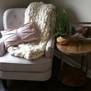 SALE TODAY ONLY!  Chunky Knit Blanket, Chunky Knit Merino Wool Blanket Small Medium Large and Bsby Photo Prop Size Throw, Singles Day