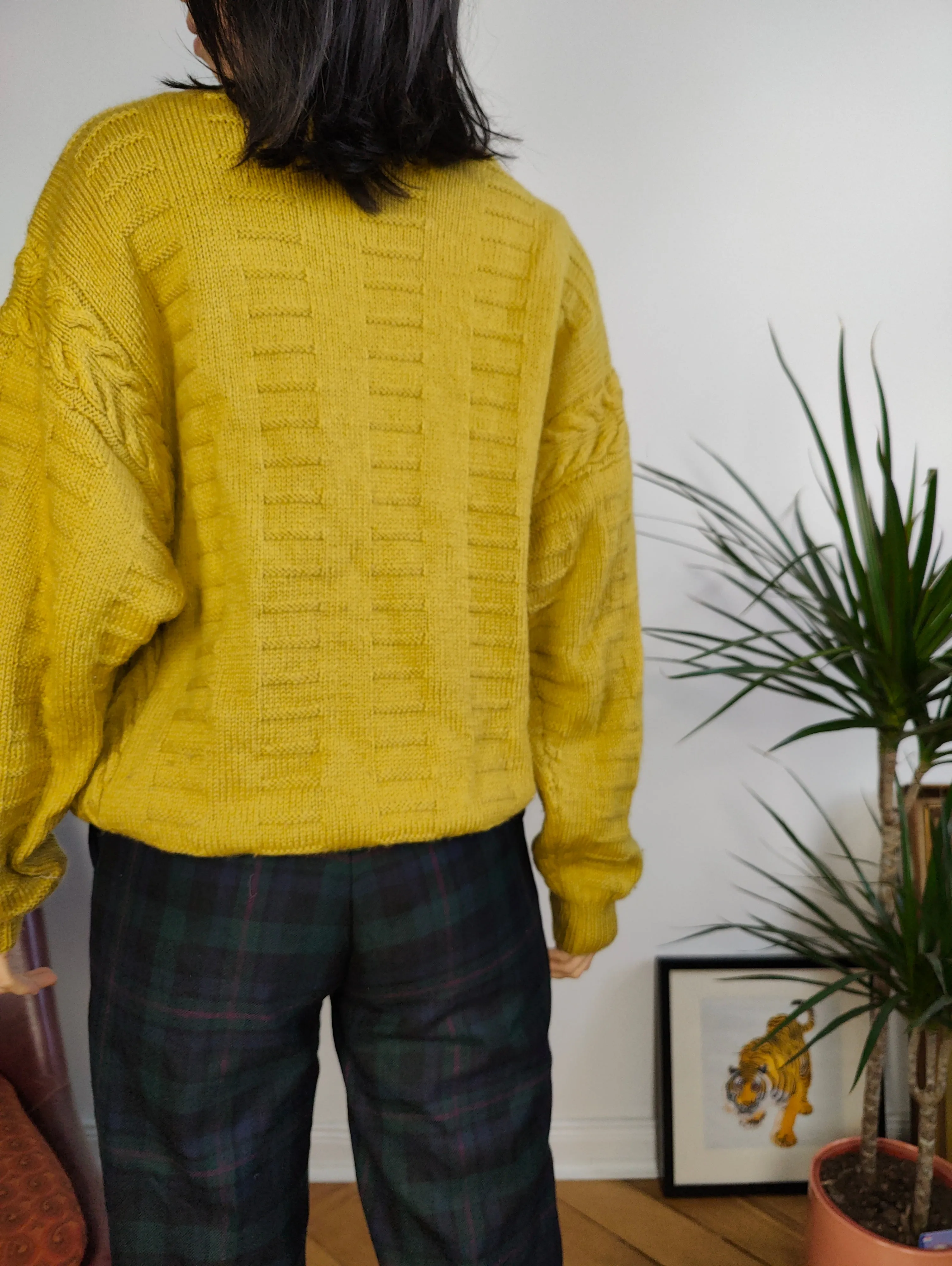 Vintage wool blend sweater cable knit mustard yellow plain fall winter knitted pullover jumper V neck M