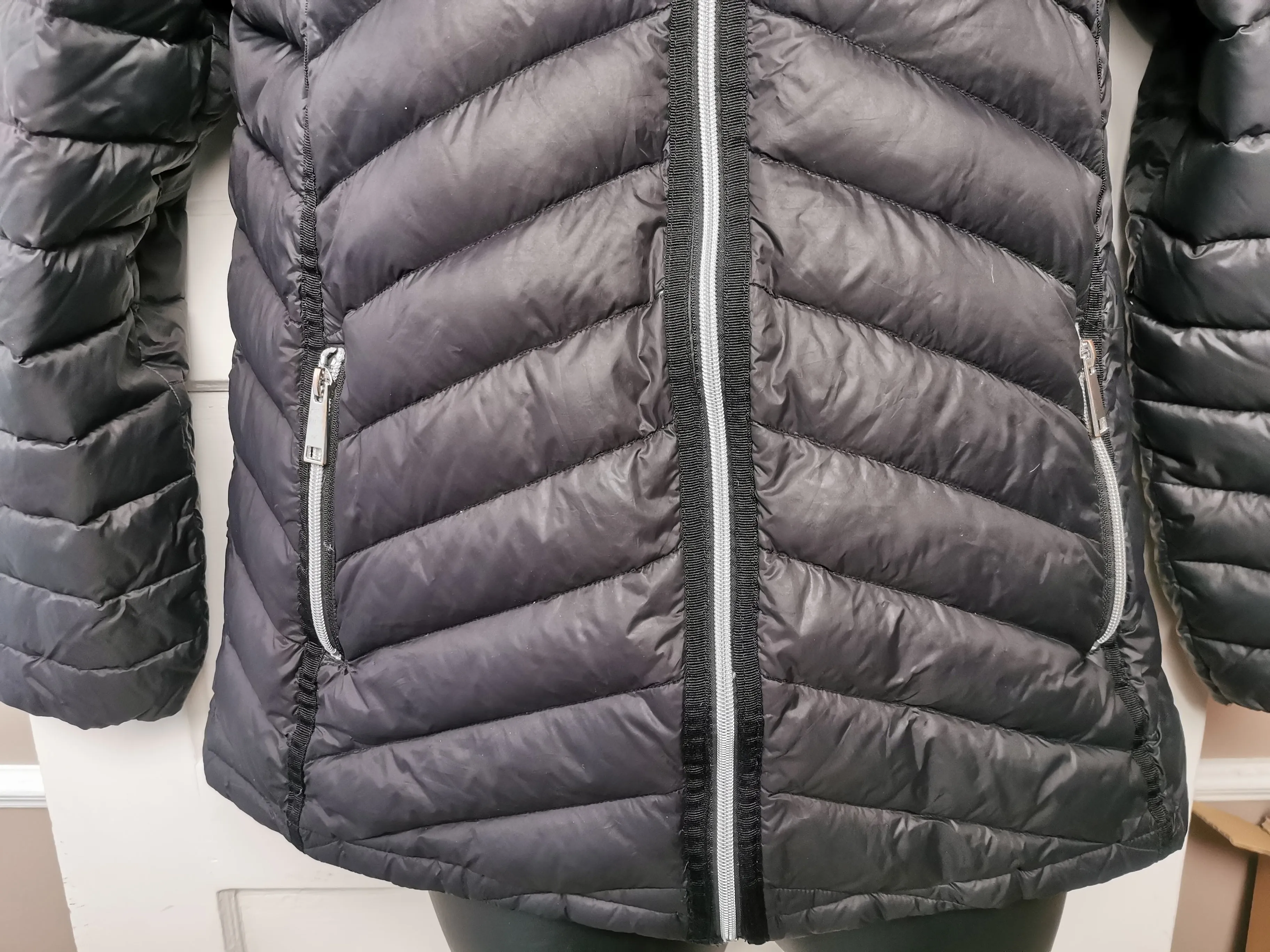 WOMENS PLUS SIZE 1X (14/16) - LIVIK, Black Lightweight Puffer Jacket VGUC B58